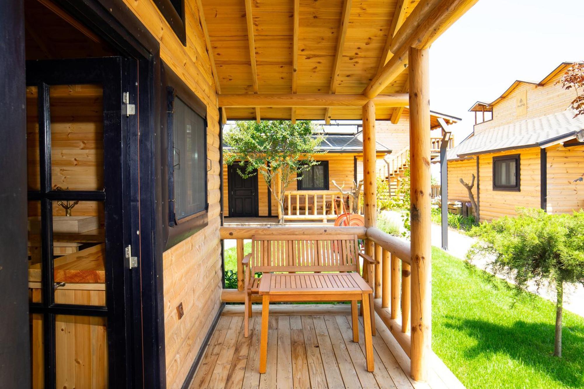 Mukha Ormanli Bed & Breakfast ภายนอก รูปภาพ