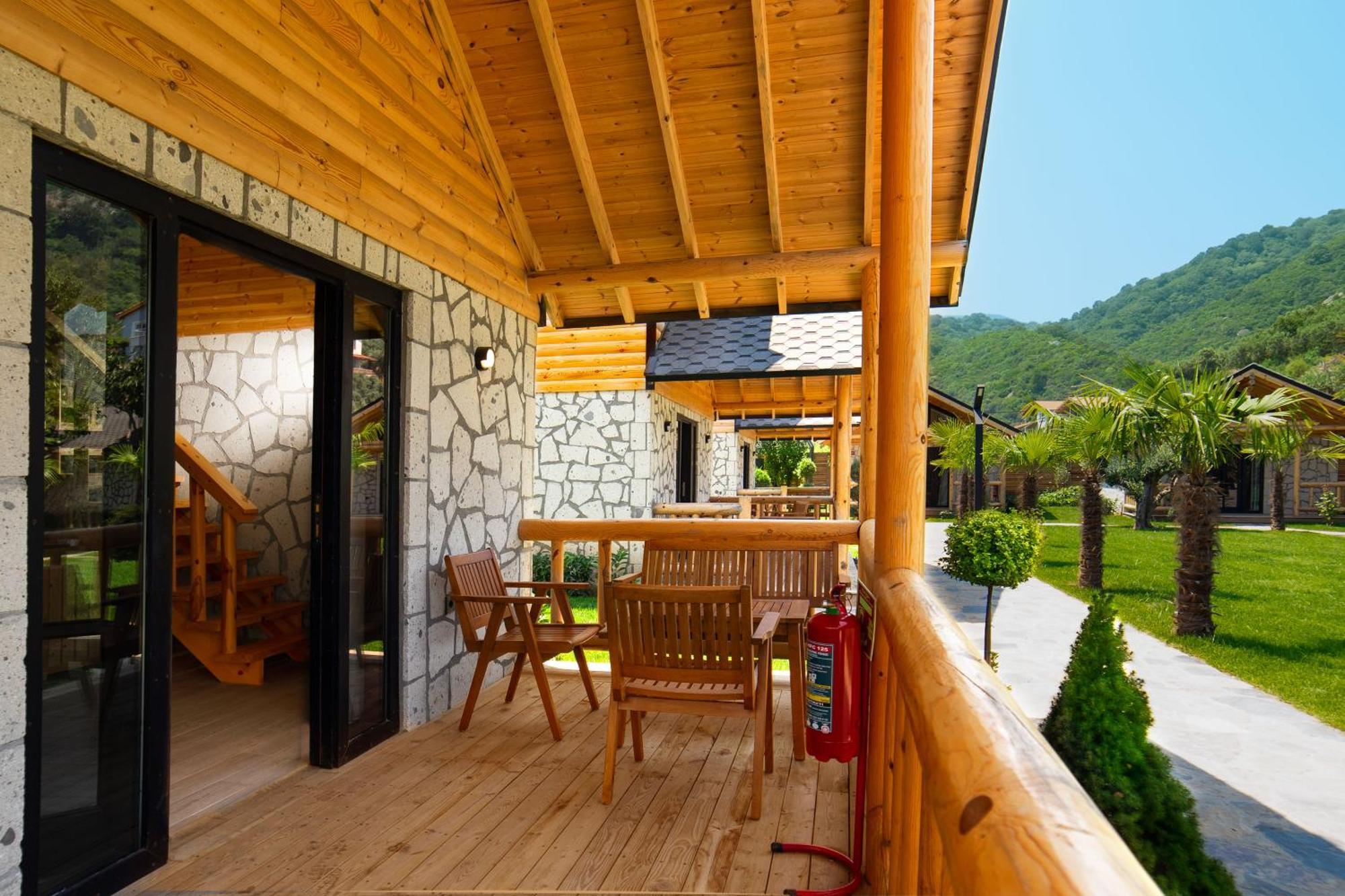 Mukha Ormanli Bed & Breakfast ภายนอก รูปภาพ